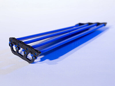 Montagespritzguss / Lamelle blau Montagespritzguss / Lamelle blau
